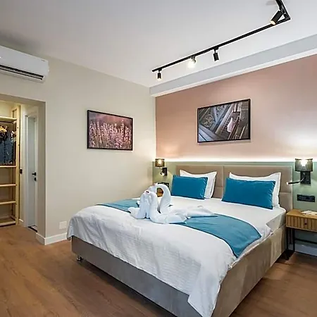 Aparthotel Luxury 3*