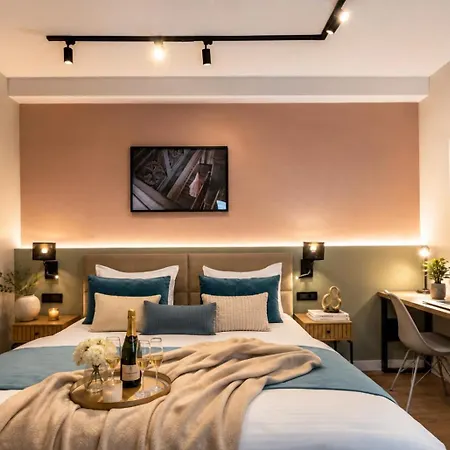 Luxury 3* Bukareszt