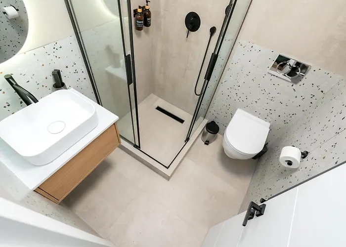 Luxury 布加勒斯特