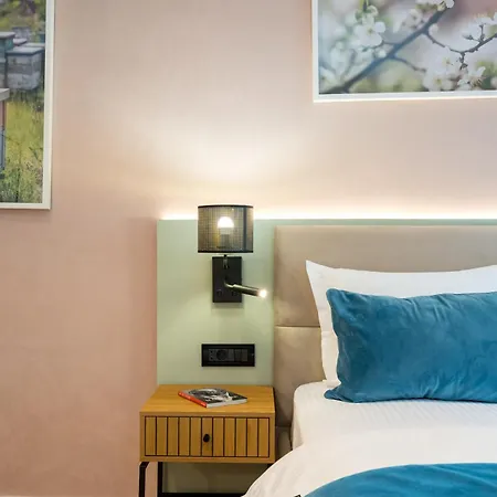 Luxury Aparthotel 4*