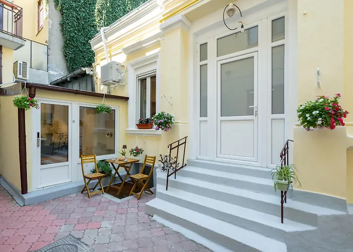 Luxury Apartmanhotel 4*